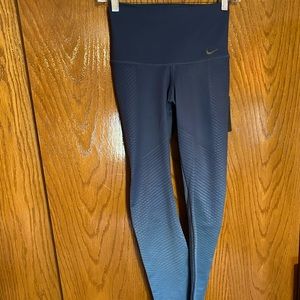 Nike Zonal Tight